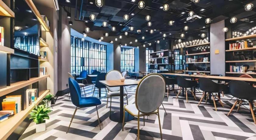 Atour X Hotel Shanghai Pudong Airport Chuansha Exterior photo